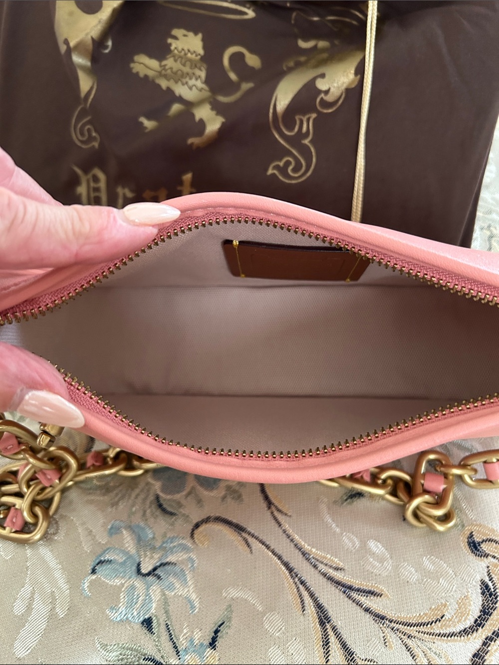 Coach Swinger Bag! Pink Leather Crossbody Bag with Brass & Leather Chain - Picture 7 of 11